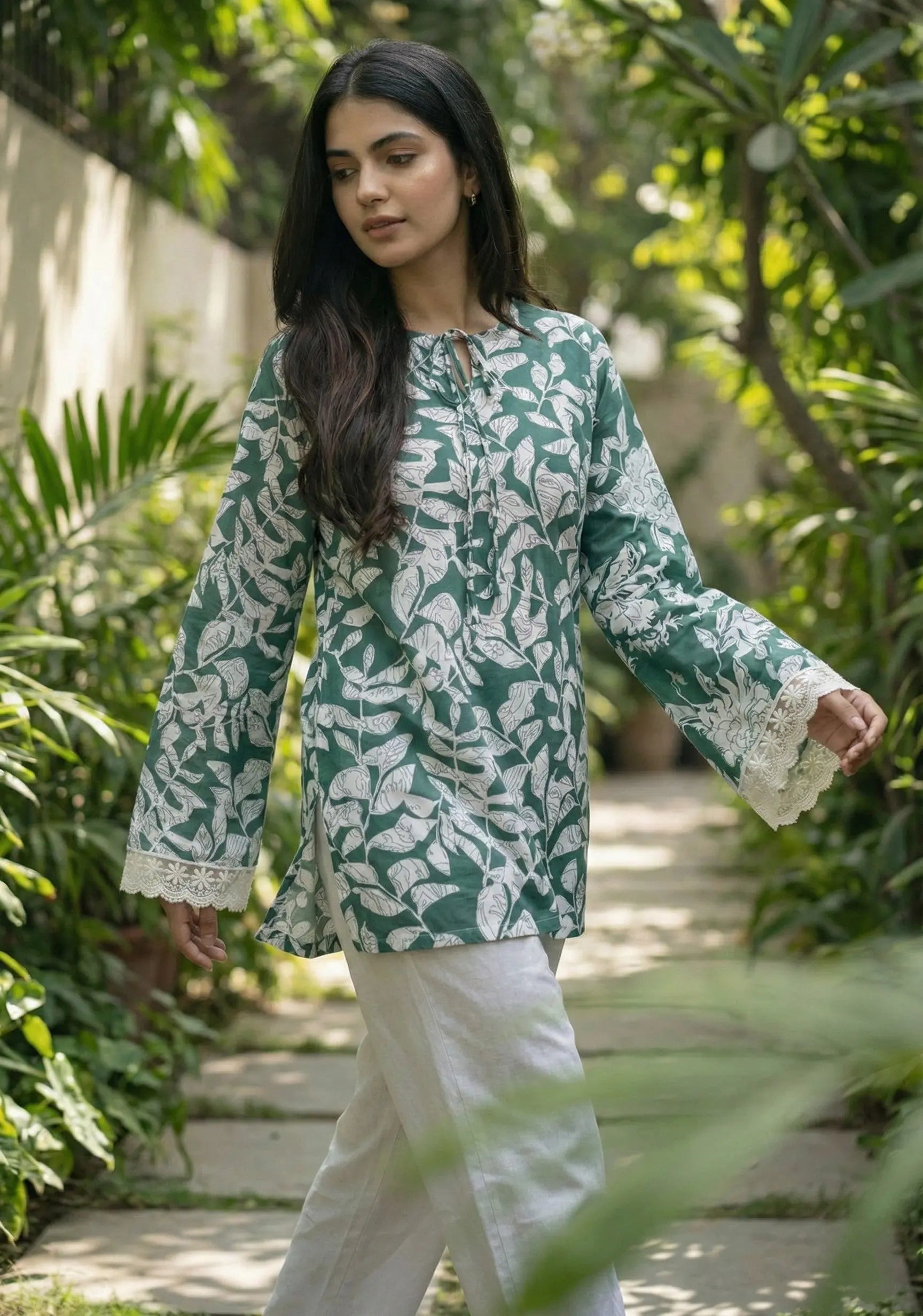 Nayra Bell Sleeves Short Kurti – Kalyanja